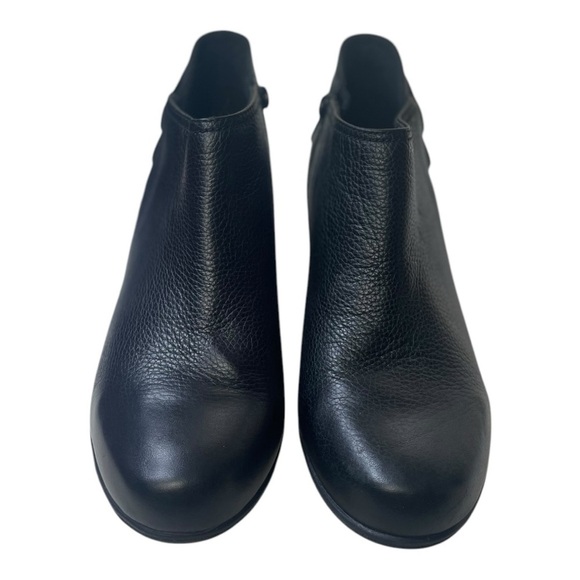 Collection By Clarks Women’s Valorie 2 Ashly Black Leather Ankle Booties - Picture 2 of 9